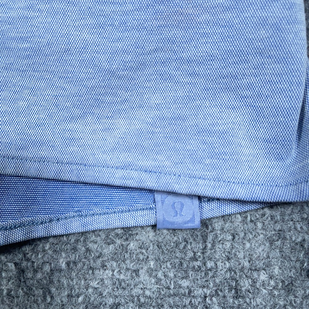 Lululemon Commission Shirt Mens M Blue Short Sleeve Button Down Pocket #AB447 - Picture 4 of 8